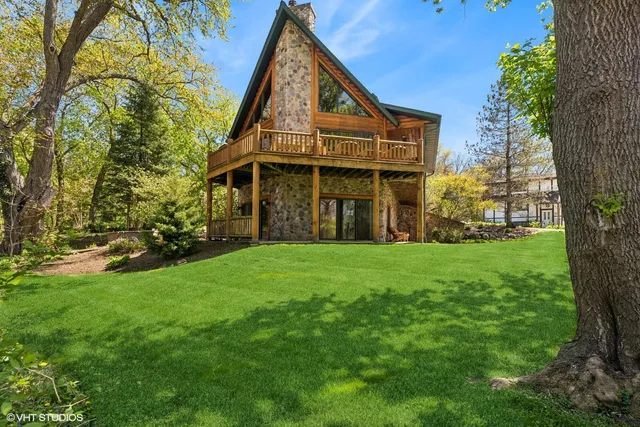 $1,295,000 | N1770 East Beach Drive, Linn, WI 53147