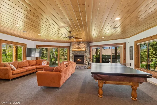 $1,295,000 | N1770 East Beach Drive, Linn, WI 53147