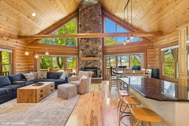 $1,295,000 | N1770 East Beach Drive, Linn, WI 53147