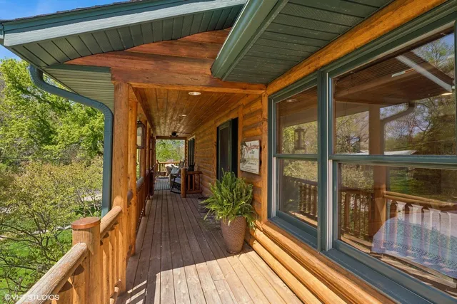 $1,295,000 | N1770 East Beach Drive, Linn, WI 53147