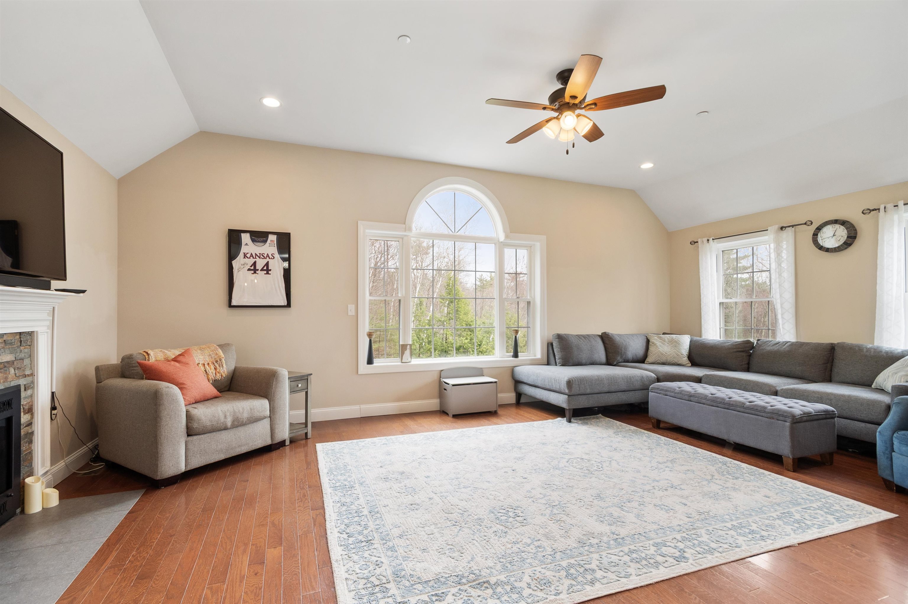 1 Brandy Rock Road Derry, NH 03038 - Photo 16 of 43