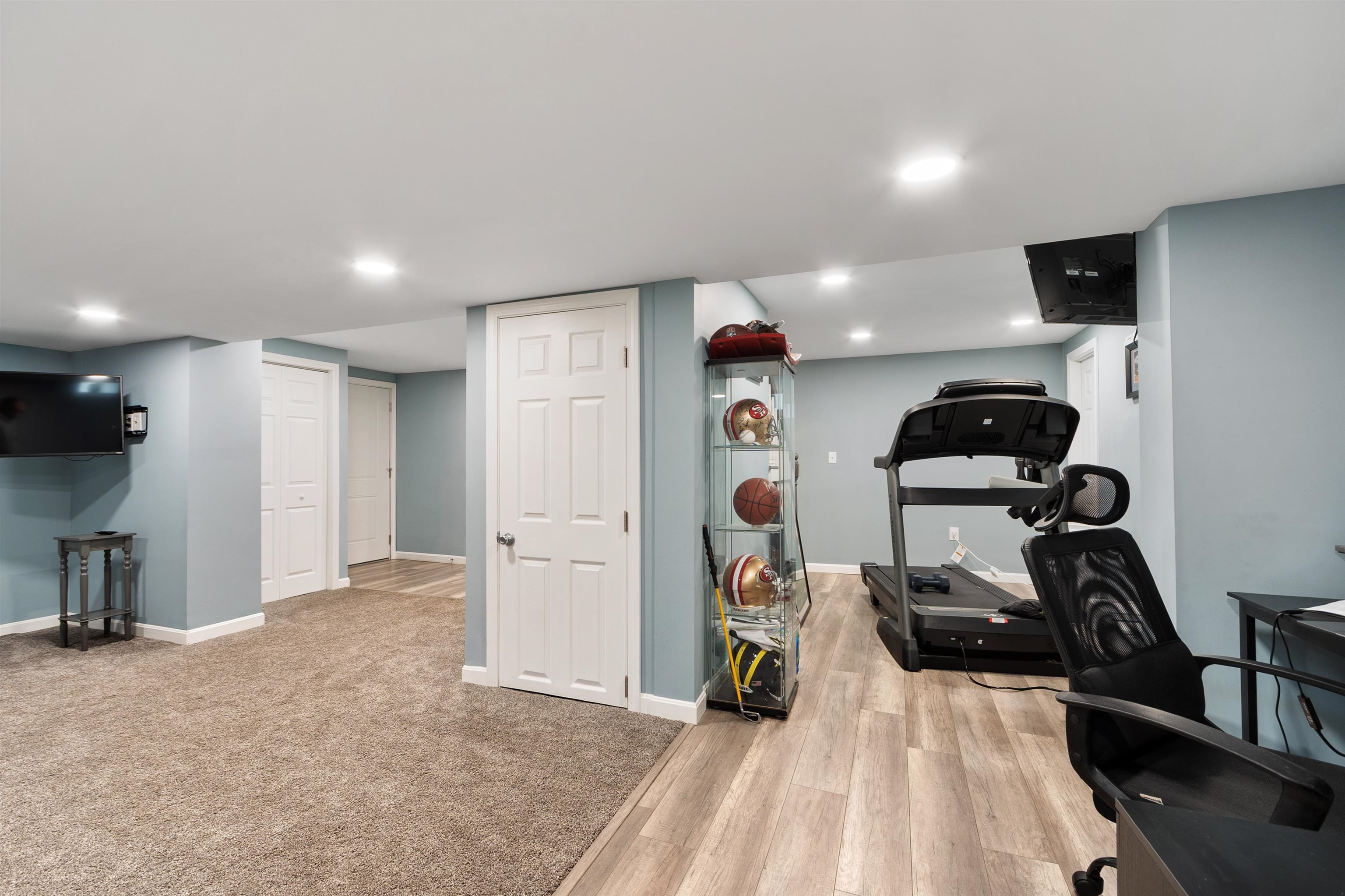 1 Brandy Rock Road Derry, NH 03038 - Photo 36 of 43