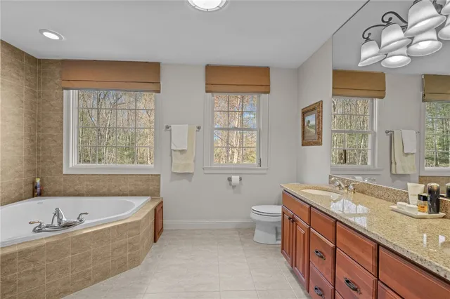 $1,550,000 | 20 Bailey Boulevard, East Greenwich, RI 02818