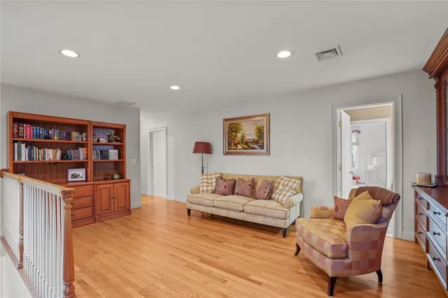 $1,550,000 | 20 Bailey Boulevard, East Greenwich, RI 02818