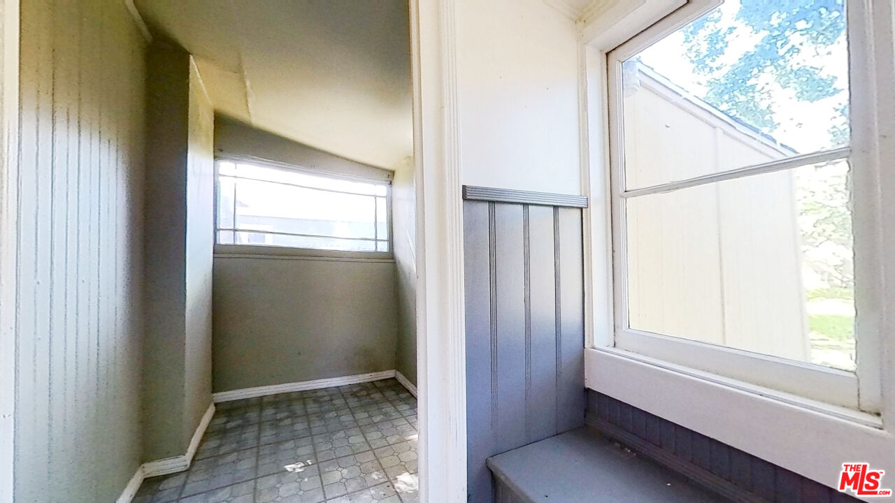 227 East Lemon Avenue Monrovia, CA 91016 - Photo 14 of 27