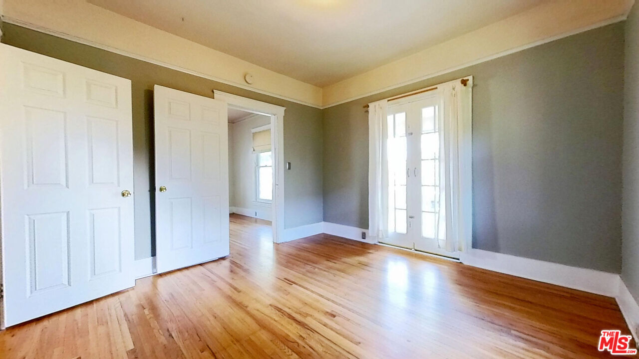 227 East Lemon Avenue Monrovia, CA 91016 - Photo 10 of 27