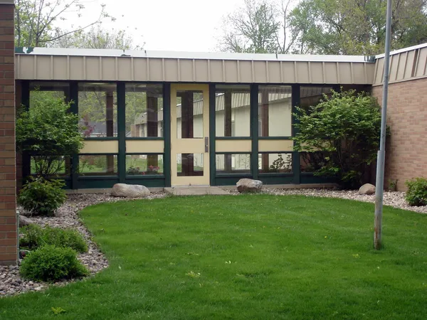 $550 | 200 South 4th Street, Unit 1, Marshall, MN 56258