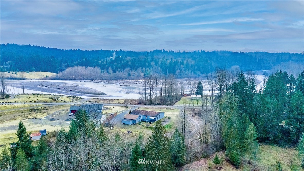 787 Toutle Park Road Castle Rock, WA 98611 - Photo 2 of 32 Gallery Image 2