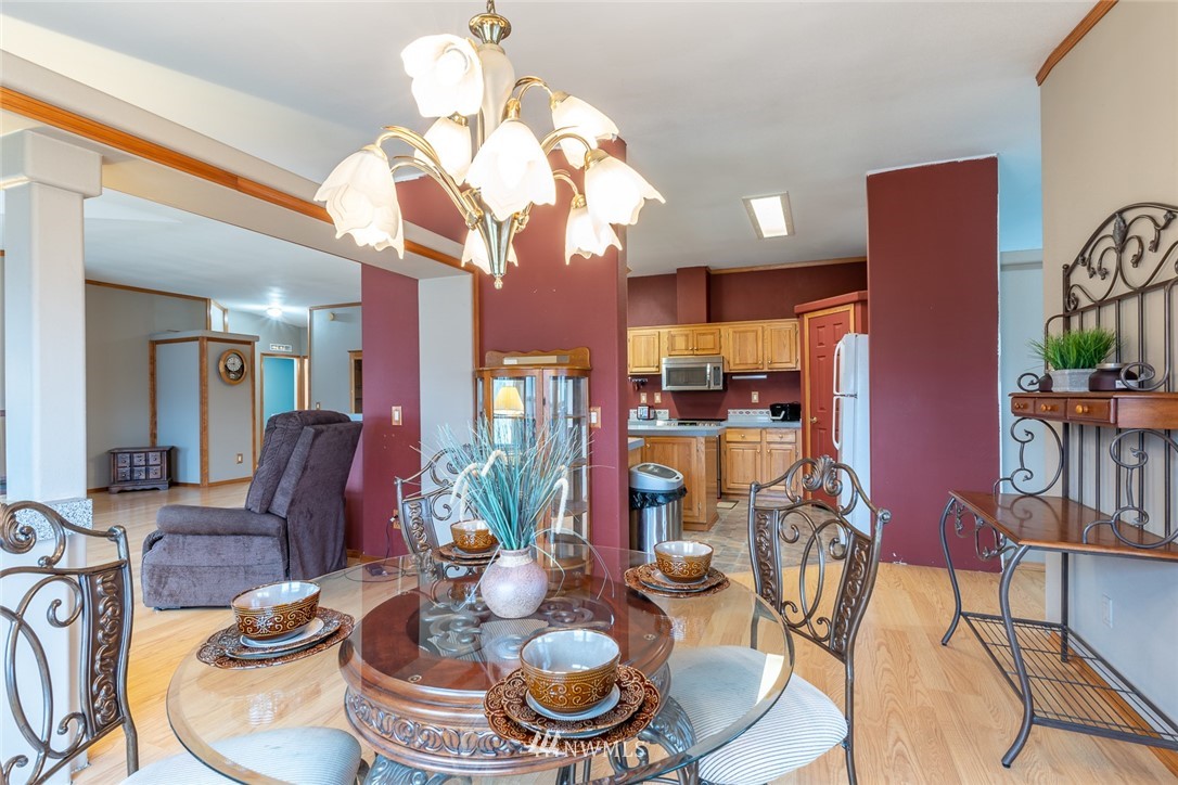 787 Toutle Park Road Castle Rock, WA 98611 - Photo 10 of 32 Gallery Image 10