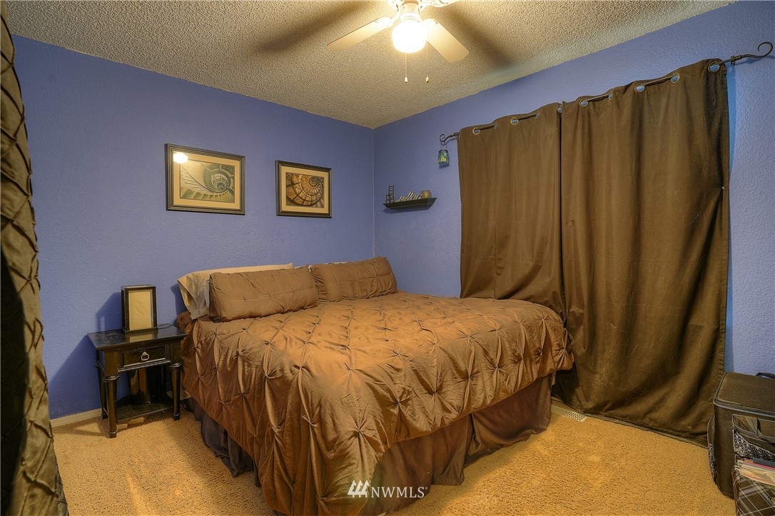8307 Custer Road Southwest Lakewood, WA 98499 - Photo 12 of 25