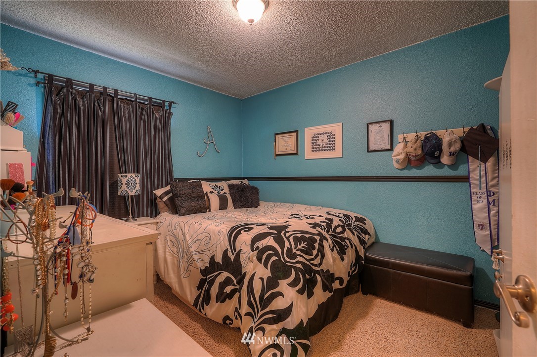 8307 Custer Road Southwest Lakewood, WA 98499 - Photo 13 of 25