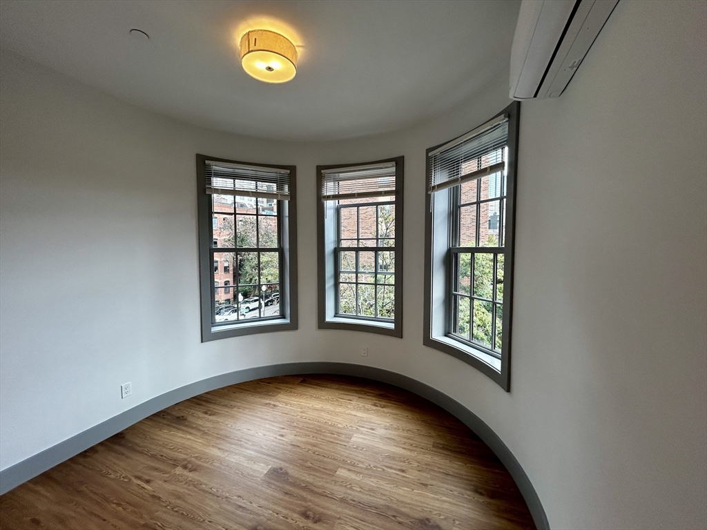 86 St Botolph Street, Unit 7 Boston, MA 02116 - Photo 3 of 7 Gallery Image 3