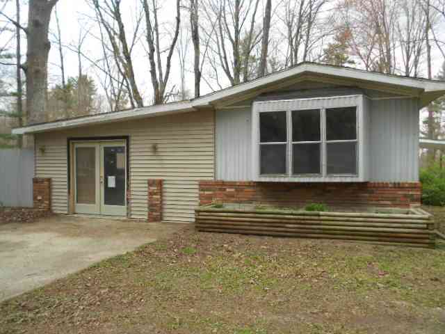 7082 Phillips Road North Street, MI 48049 - Photo 8 of 13 31100503-7.JPG