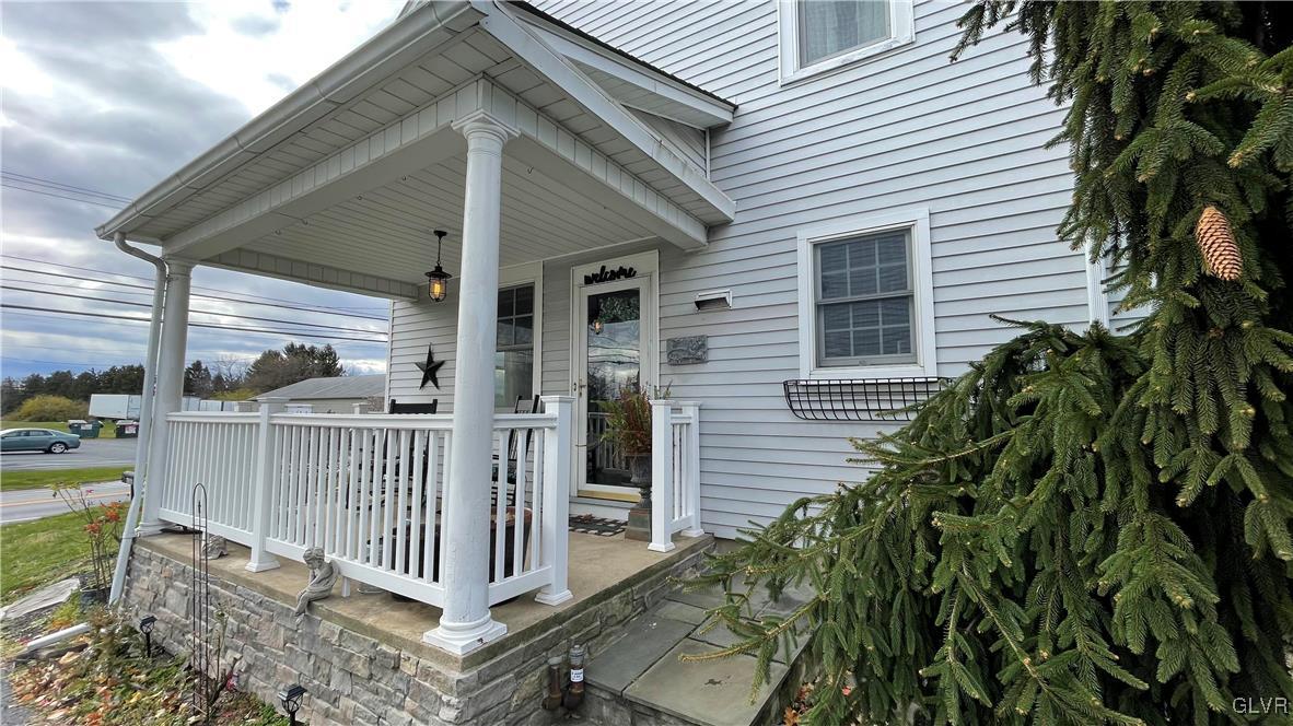 4366 Newburg Road Nazareth, PA 18064 - Photo 6 of 50 Gallery Image 6