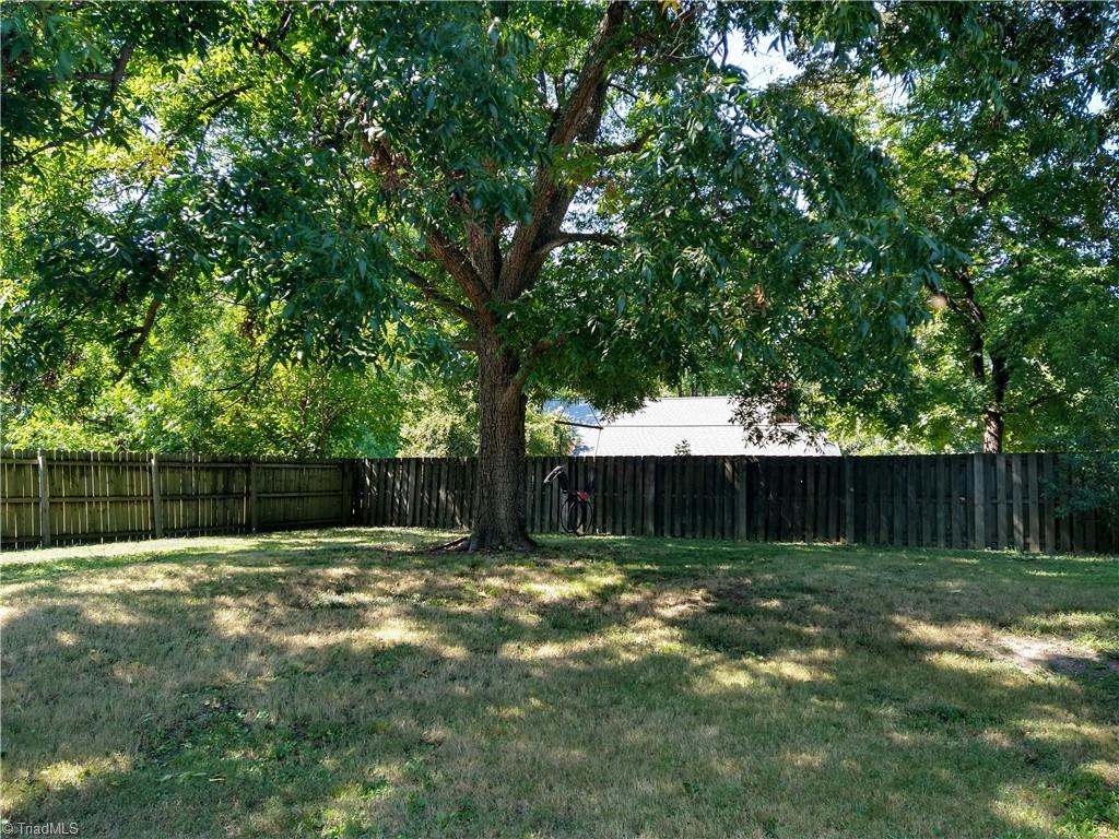 513 Spruce Street High Point, NC 27262 - Photo 3 of 28 Gallery Image 3