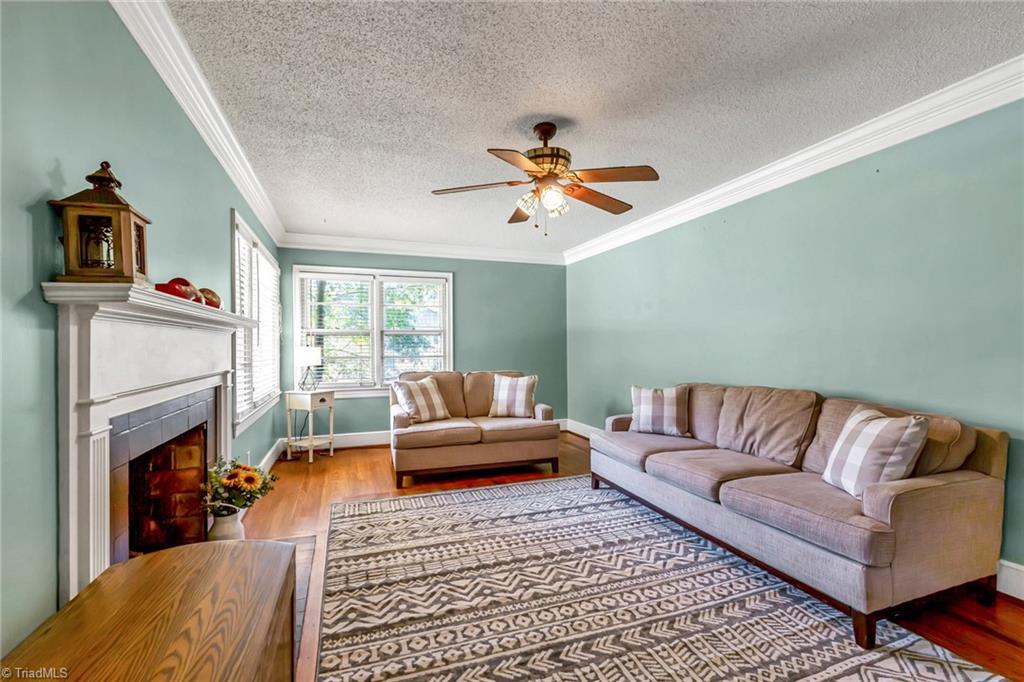 513 Spruce Street High Point, NC 27262 - Photo 7 of 28 Gallery Image 7