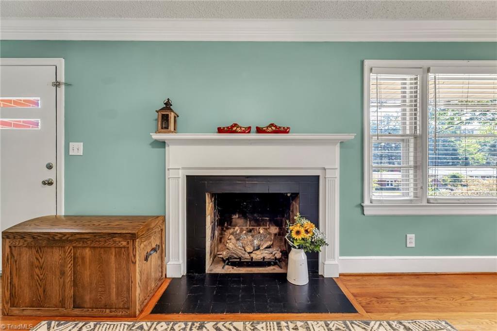 513 Spruce Street High Point, NC 27262 - Photo 10 of 28 Gallery Image 10