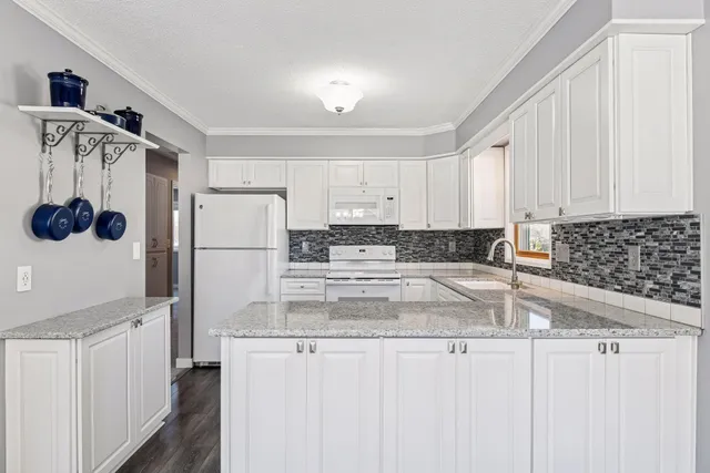 $449,900 | 3820 Harbor Lane North, Plymouth, MN 55446