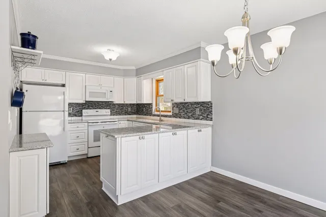 $449,900 | 3820 Harbor Lane North, Plymouth, MN 55446