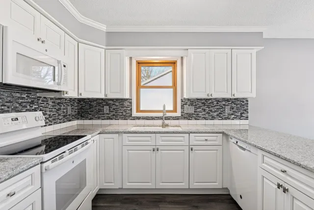 $449,900 | 3820 Harbor Lane North, Plymouth, MN 55446