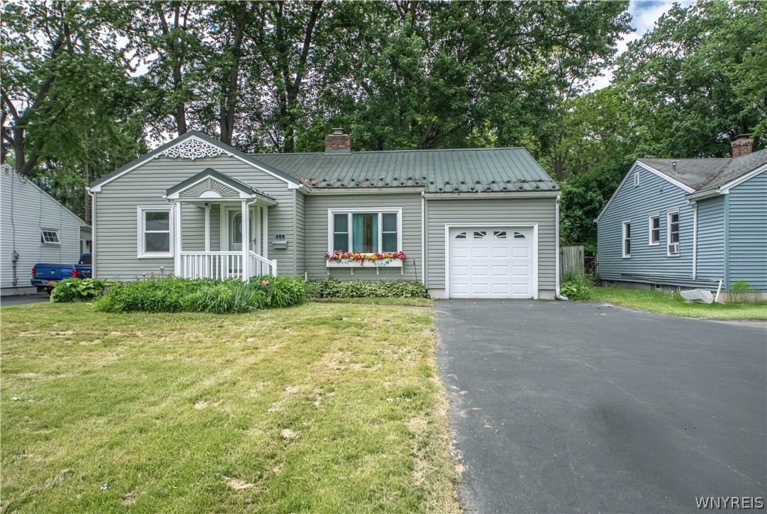 11 Davison Road Lockport, NY 14094 - Photo 1 of 46