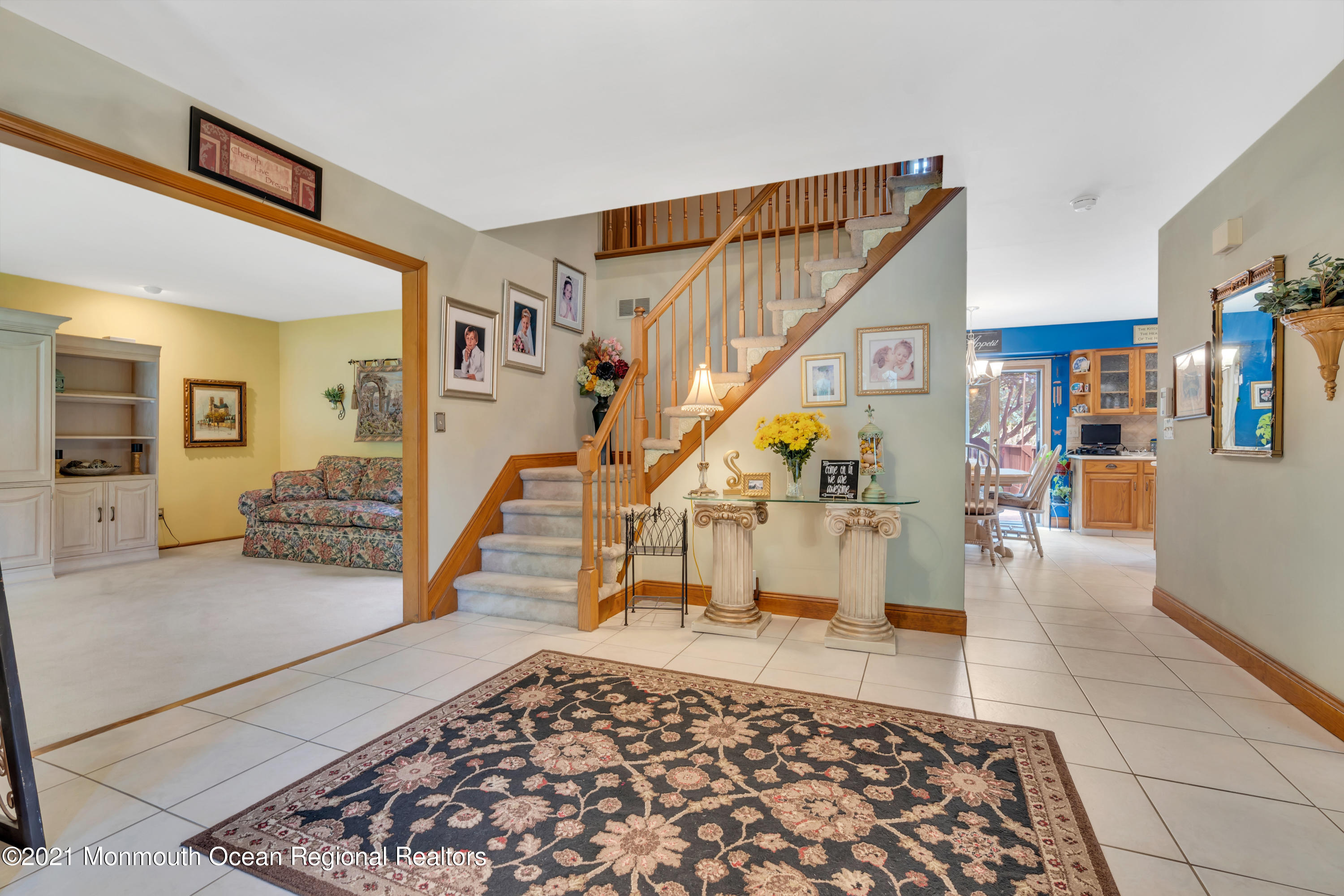 9 Wilfred Road Manalapan, NJ 07726 - Photo 3 of 23 010_dsc03552