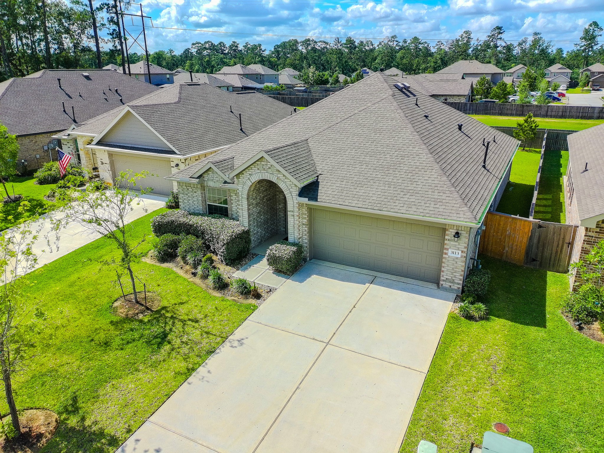3113 Catalonion Court Conroe, TX 77301 - Photo 2 of 45