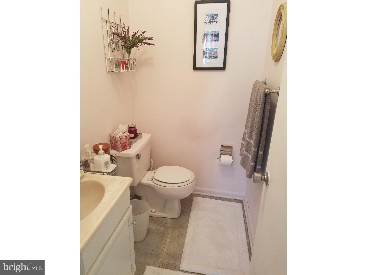248 Greenview Road Yardley, PA 19067 - Photo 20 of 23 Half Bath