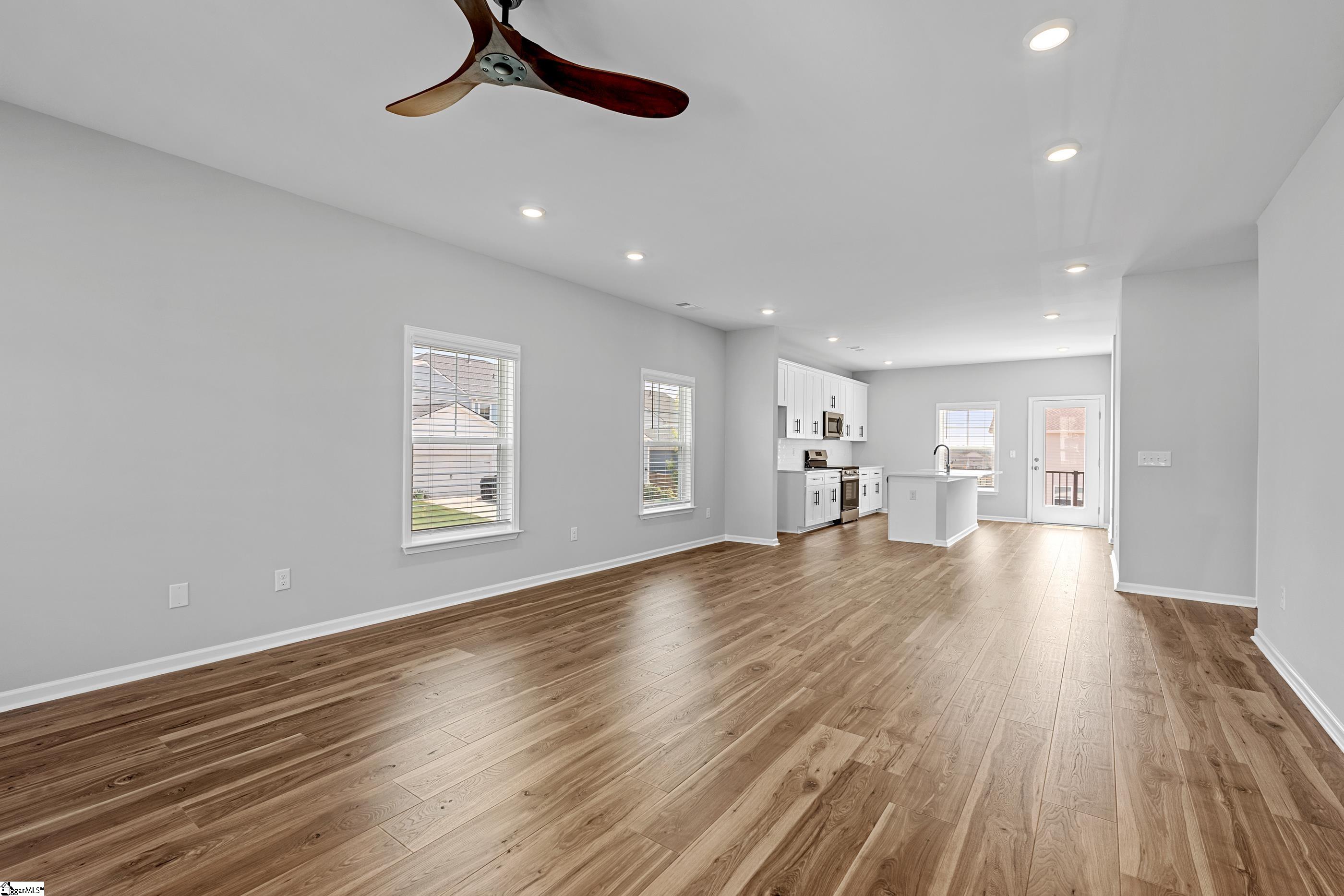 33 Leander Drive Greer, SC 29651 - Photo 20 of 28