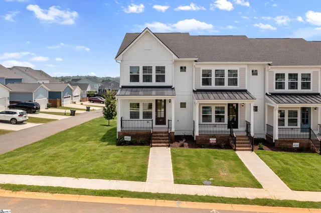 $334,900 | 33 Leander Drive, Greer, SC 29651