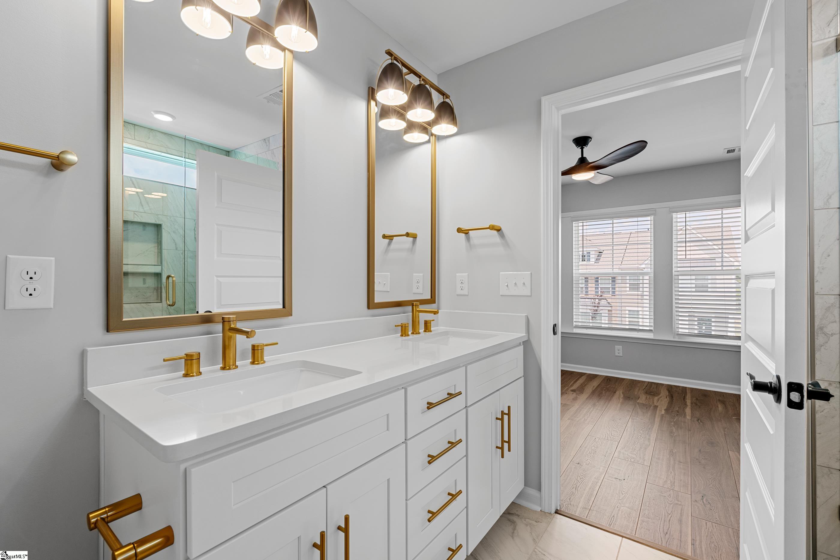 33 Leander Drive Greer, SC 29651 - Photo 5 of 28 Quartz Counters