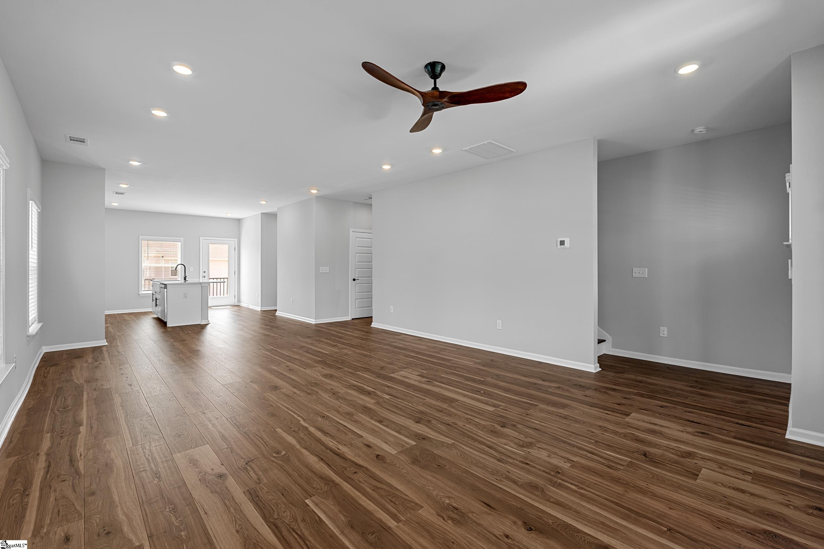 33 Leander Drive Greer, SC 29651 - Photo 7 of 28