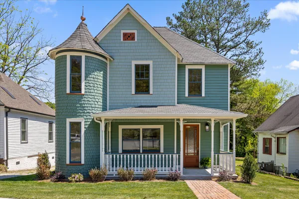 $984,700 | Undisclosed Address, Chattanooga, TN 37409