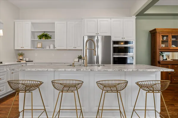 $984,700 | Undisclosed Address, Chattanooga, TN 37409