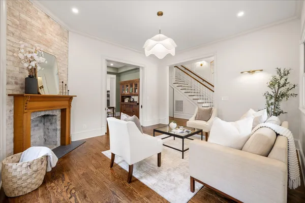 $984,700 | Undisclosed Address, Chattanooga, TN 37409