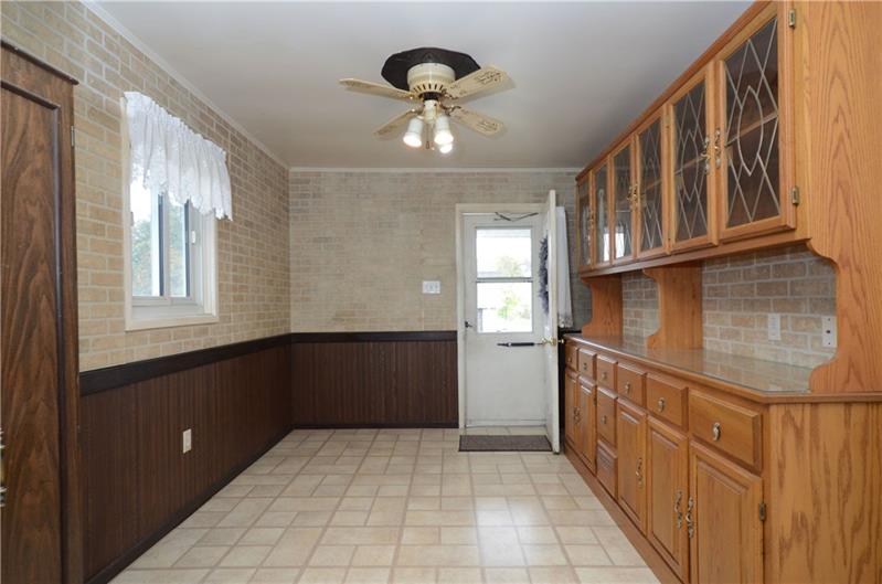 320 Center Grange Road Monaca, PA 15061 - Photo 4 of 9 Gallery Image 4