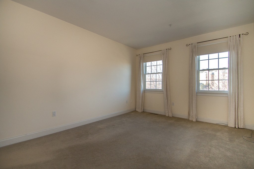 211 Victory Road, Unit 211 Quincy, MA 02171 - Photo 11 of 21 Gallery Image 11