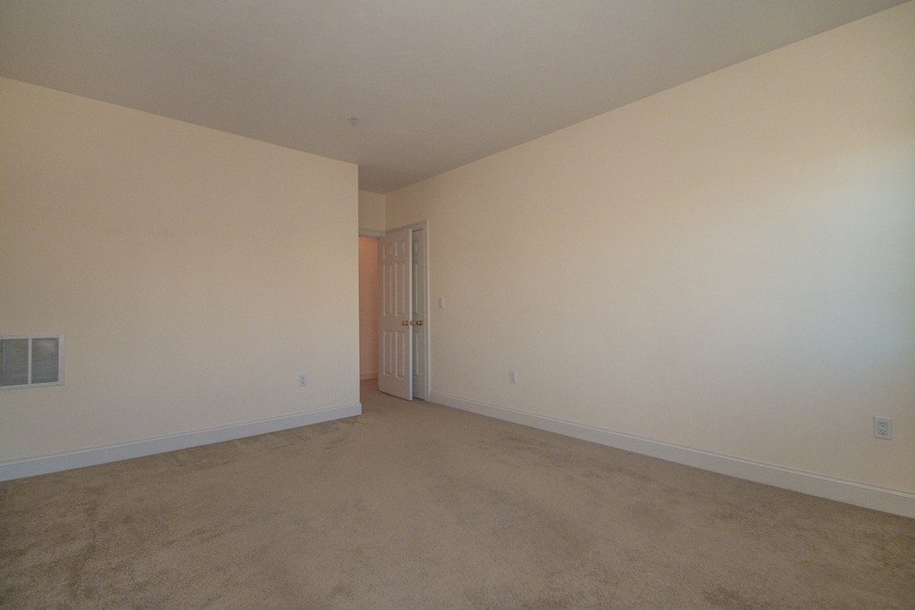 211 Victory Road, Unit 211 Quincy, MA 02171 - Photo 12 of 21 Gallery Image 12