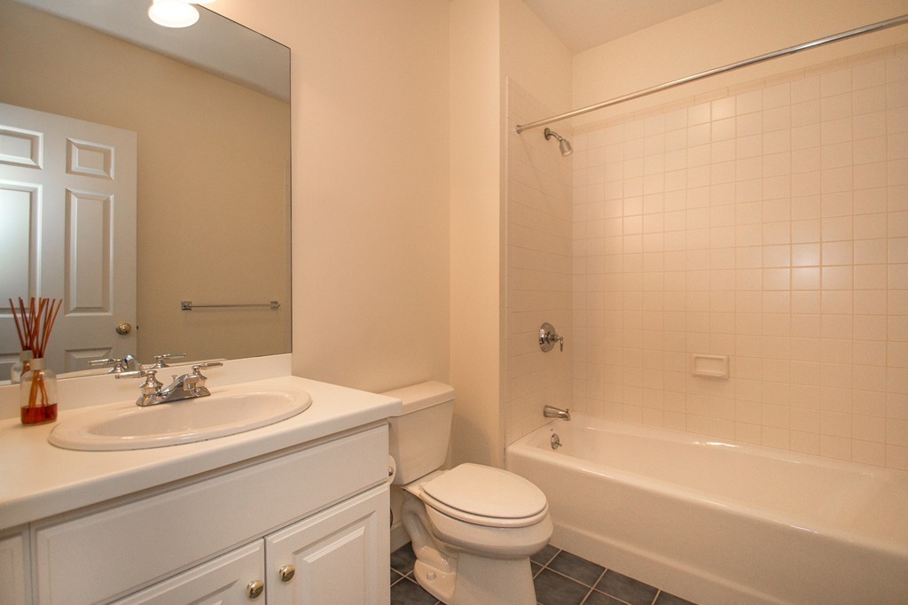 211 Victory Road, Unit 211 Quincy, MA 02171 - Photo 13 of 21 Gallery Image 13