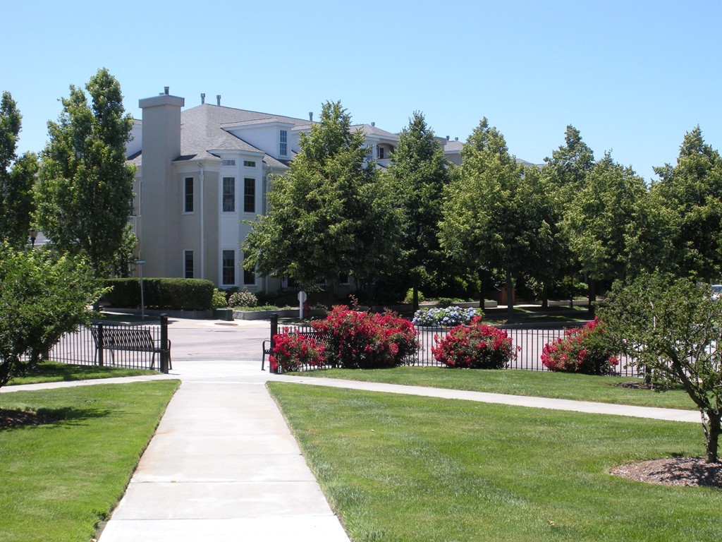211 Victory Road, Unit 211 Quincy, MA 02171 - Photo 19 of 21 Gallery Image 19