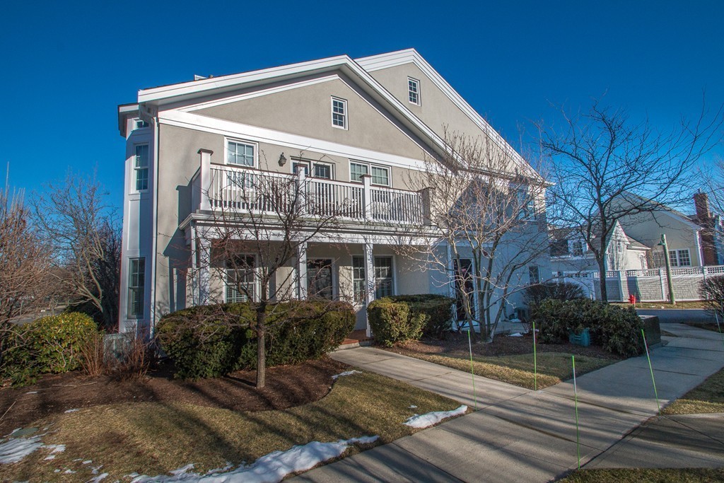 211 Victory Road, Unit 211 Quincy, MA 02171 - Photo 2 of 21 Gallery Image 2