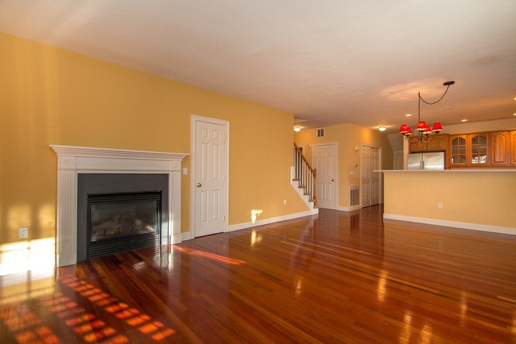 211 Victory Road, Unit 211 Quincy, MA 02171 - Photo 4 of 21 Gallery Image 4