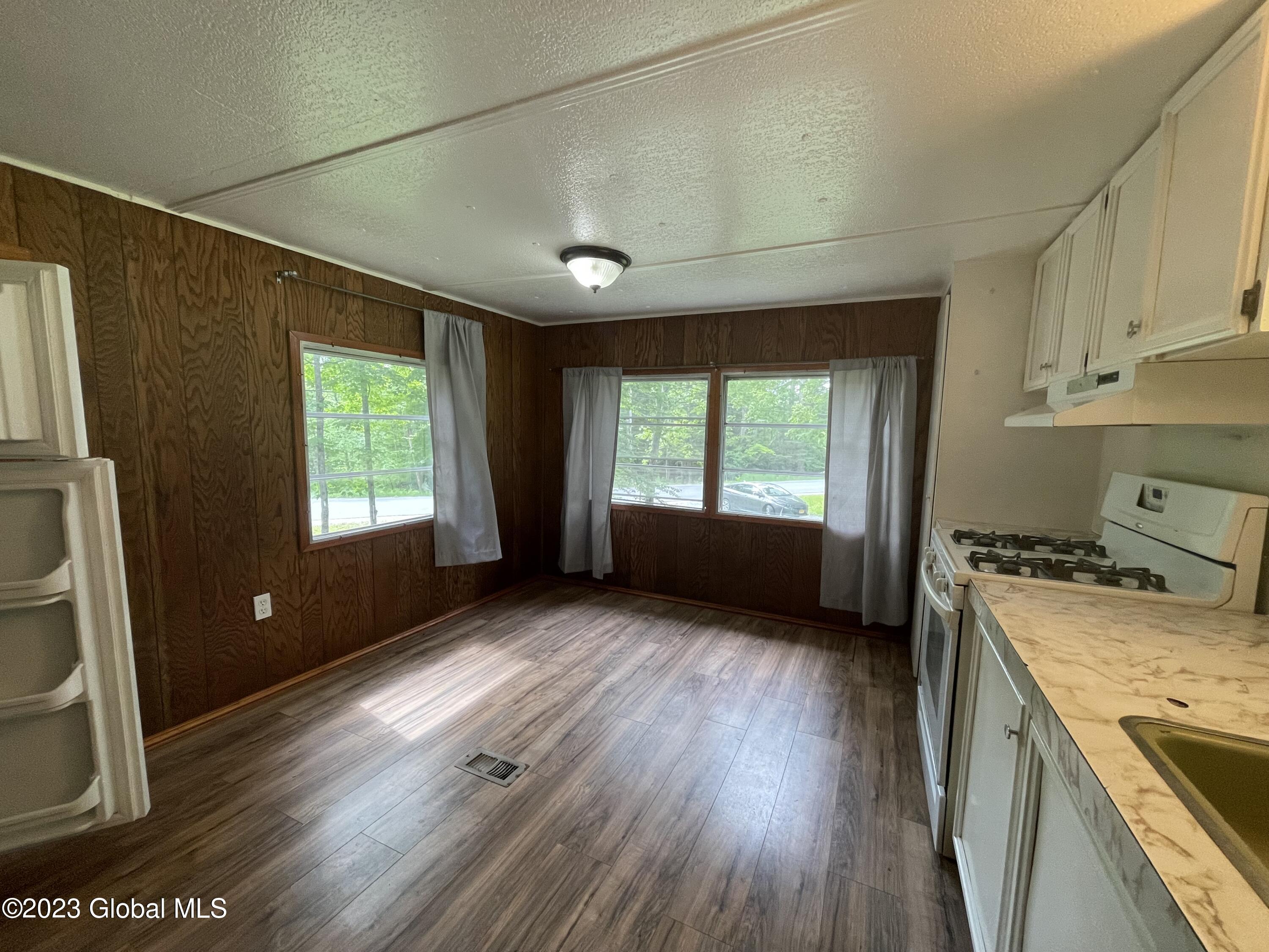 7396 Wileytown Road Middle Grove, NY 12850 - Photo 6 of 14 7396 Wileytown 6