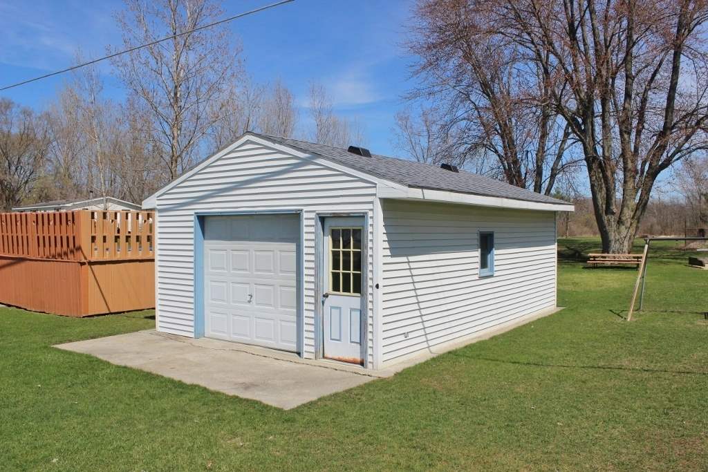 5164 North State Road Alma, MI 48801 - Photo 43 of 46 1857455-42.JPG