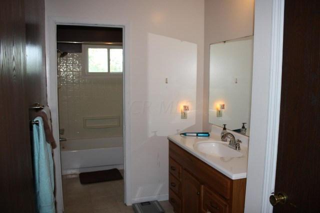 15701 Sherri Road Mount Vernon, OH 43050 - Photo 15 of 16 Gallery Image 15