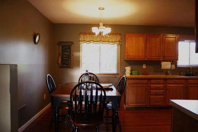 15701 Sherri Road Mount Vernon, OH 43050 - Photo 8 of 16 Gallery Image 8
