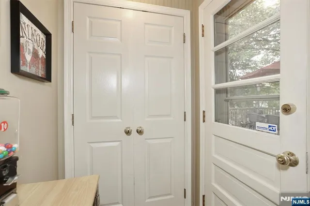 $799,000 | 471 Maple Avenue, Glen Rock, NJ 07452