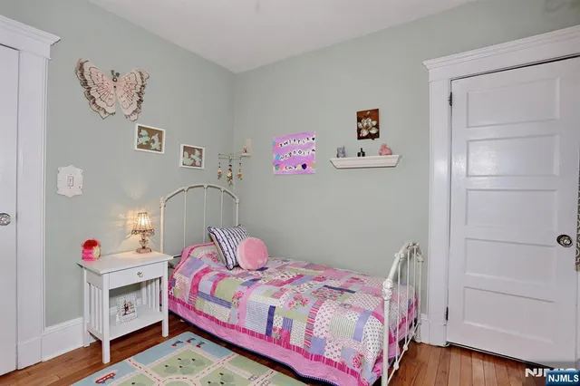 $799,000 | 471 Maple Avenue, Glen Rock, NJ 07452