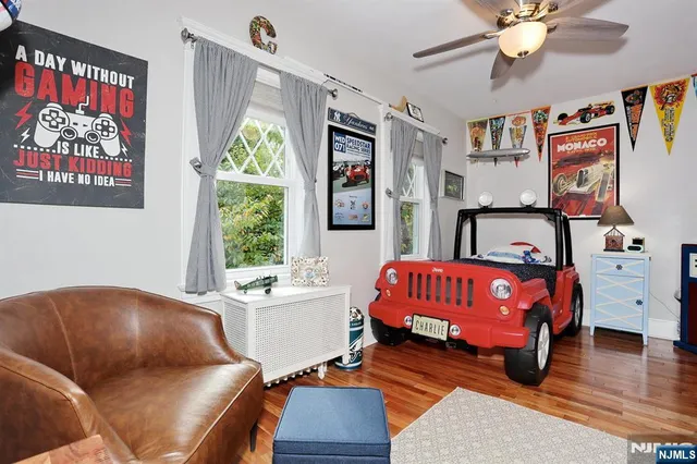 $799,000 | 471 Maple Avenue, Glen Rock, NJ 07452