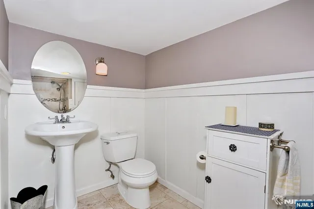 $799,000 | 471 Maple Avenue, Glen Rock, NJ 07452